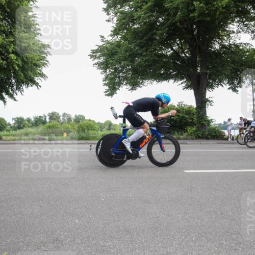 15.06.2025 - 7 Türme Triathlon Yannick Fuchs http://msf.ph/oto/7986759 15.06.2025 12:22:36 Radfahren 615, 649, 678 meine-sportfotos.de