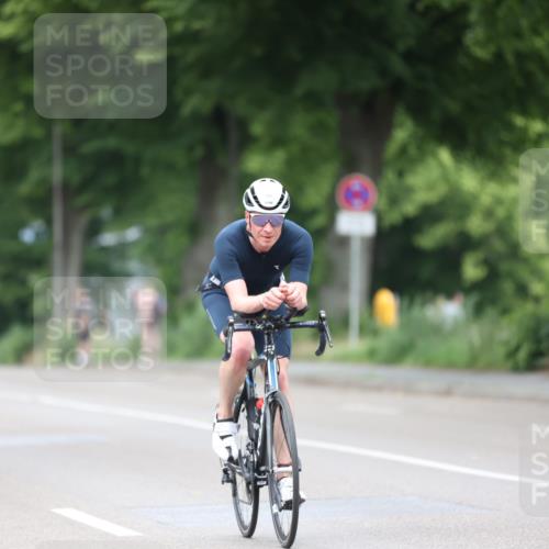 15.06.2025 - 7 Türme Triathlon Yannick Fuchs http://msf.ph/oto/7986805 15.06.2025 11:42:11 Radfahren 214, 225 meine-sportfotos.de