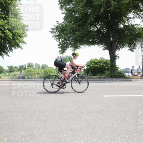 15.06.2025 - 7 Türme Triathlon Yannick Fuchs http://msf.ph/oto/7986809 15.06.2025 12:29:05 Radfahren 353, 596 meine-sportfotos.de