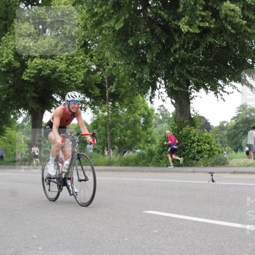 15.06.2025 - 7 Türme Triathlon Yannick Fuchs http://msf.ph/oto/7986810 15.06.2025 13:52:07 Radfahren  meine-sportfotos.de