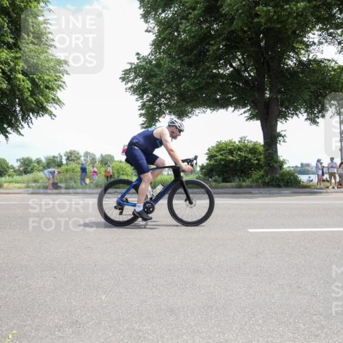 15.06.2025 - 7 Türme Triathlon Yannick Fuchs http://msf.ph/oto/7986820 15.06.2025 12:29:38 Radfahren 663 meine-sportfotos.de