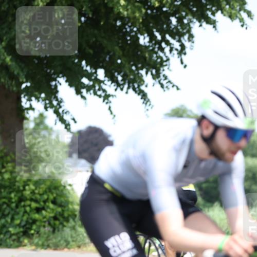 15.06.2025 - 7 Türme Triathlon Yannick Fuchs http://msf.ph/oto/7986832 15.06.2025 12:57:51 Radfahren 244, 277, 485, 635, 760, 916, 930, 1105 meine-sportfotos.de