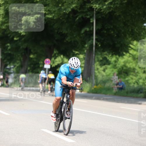 15.06.2025 - 7 Türme Triathlon Yannick Fuchs http://msf.ph/oto/7986897 15.06.2025 12:58:03 Radfahren 339, 422, 557, 998, 1045, 1104 meine-sportfotos.de