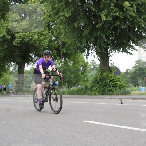 15.06.2025 - 7 Türme Triathlon Yannick Fuchs http://msf.ph/oto/7986943 15.06.2025 13:53:11 Radfahren  meine-sportfotos.de