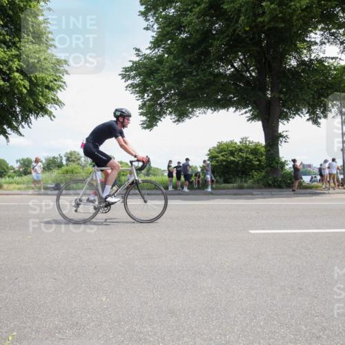 15.06.2025 - 7 Türme Triathlon Yannick Fuchs http://msf.ph/oto/7986944 15.06.2025 12:34:39 Radfahren 258, 334, 464 meine-sportfotos.de
