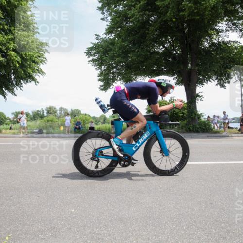 15.06.2025 - 7 Türme Triathlon Yannick Fuchs http://msf.ph/oto/7986974 15.06.2025 12:36:21 Radfahren 258, 618, 667 meine-sportfotos.de