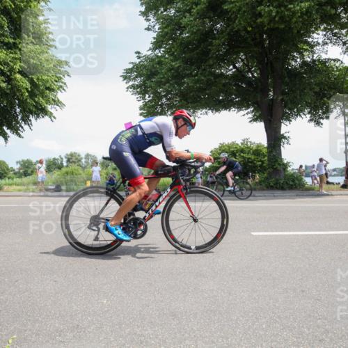 15.06.2025 - 7 Türme Triathlon Yannick Fuchs http://msf.ph/oto/7987003 15.06.2025 12:37:37 Radfahren 205, 216, 220, 228, 601 meine-sportfotos.de