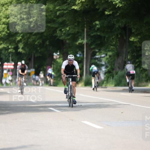 15.06.2025 - 7 Türme Triathlon Yannick Fuchs http://msf.ph/oto/7987016 15.06.2025 12:58:09 Radfahren 558, 1045 meine-sportfotos.de