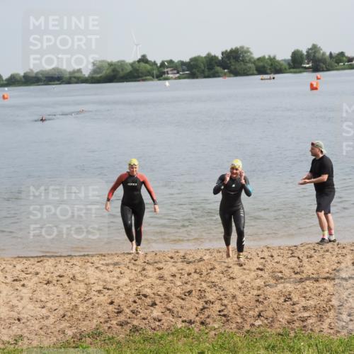 21.06.2025 - 27. Vierlanden-Triathlon MichiJ http://msf.ph/oto/7987017 15.06.2026 09:12:01 Schwimmen 201, 215, 229, 245 meine-sportfotos.de