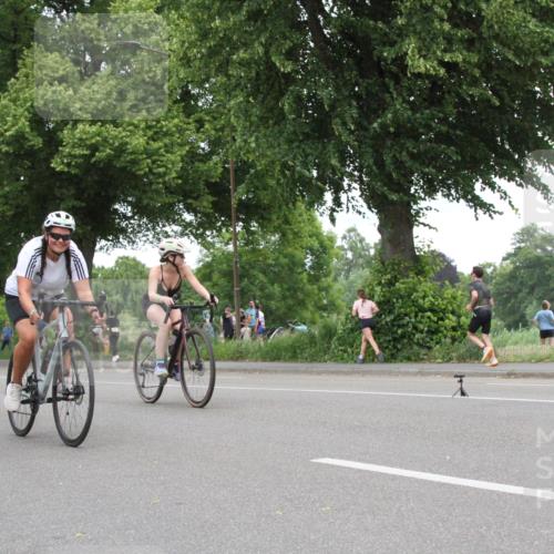 15.06.2025 - 7 Türme Triathlon Yannick Fuchs http://msf.ph/oto/7987069 15.06.2025 13:53:53 Radfahren  meine-sportfotos.de
