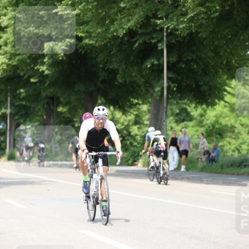 15.06.2025 - 7 Türme Triathlon Yannick Fuchs http://msf.ph/oto/7987085 15.06.2025 12:58:10 Radfahren 558, 1045 meine-sportfotos.de