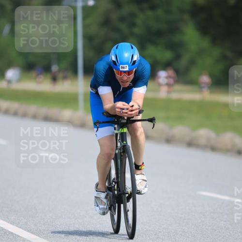 15.06.2025 - 27. Vierlanden-Triathlon H.Heesch http://msf.ph/oto/7987089 15.06.2025 11:36:05 Radfahren  meine-sportfotos.de