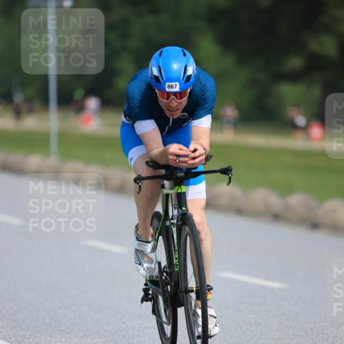 15.06.2025 - 27. Vierlanden-Triathlon H.Heesch http://msf.ph/oto/7987097 15.06.2025 11:36:05 Radfahren  meine-sportfotos.de