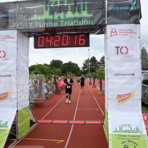 15.06.2025 - 7 Türme Triathlon Michael Strokosch http://msf.ph/oto/7987099 15.06.2025 14:20:16 Ziel 536, 906, 1026, 1200 meine-sportfotos.de