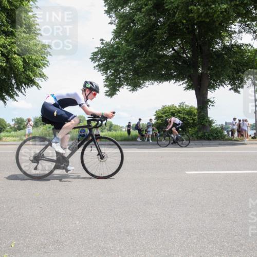 15.06.2025 - 7 Türme Triathlon Yannick Fuchs http://msf.ph/oto/7987113 15.06.2025 12:41:01 Radfahren 201, 214, 221, 254, 283, 323 meine-sportfotos.de
