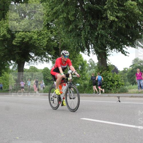 15.06.2025 - 7 Türme Triathlon Yannick Fuchs http://msf.ph/oto/7987220 15.06.2025 13:54:52 Radfahren  meine-sportfotos.de