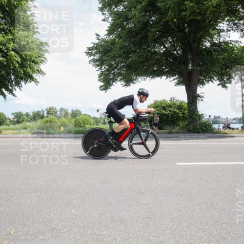 15.06.2025 - 7 Türme Triathlon Yannick Fuchs http://msf.ph/oto/7987244 15.06.2025 12:43:54 Radfahren 233, 263, 287, 356, 561 meine-sportfotos.de