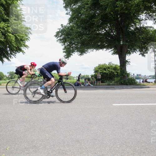 15.06.2025 - 7 Türme Triathlon Yannick Fuchs http://msf.ph/oto/7987287 15.06.2025 12:44:13 Radfahren 363 meine-sportfotos.de