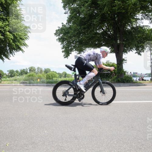 15.06.2025 - 7 Türme Triathlon Yannick Fuchs http://msf.ph/oto/7987343 15.06.2025 12:45:00 Radfahren  meine-sportfotos.de
