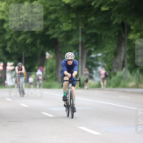 15.06.2025 - 7 Türme Triathlon Yannick Fuchs http://msf.ph/oto/7987346 15.06.2025 11:42:36 Radfahren 204, 209, 278 meine-sportfotos.de
