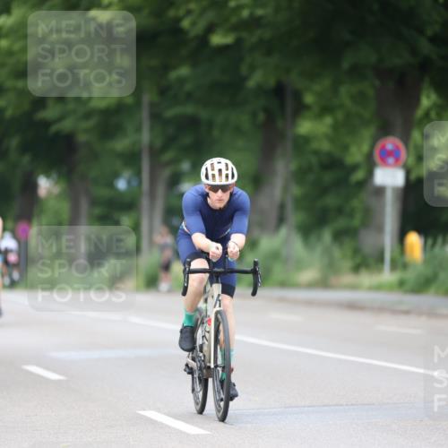15.06.2025 - 7 Türme Triathlon Yannick Fuchs http://msf.ph/oto/7987359 15.06.2025 11:42:37 Radfahren 204, 209, 278 meine-sportfotos.de