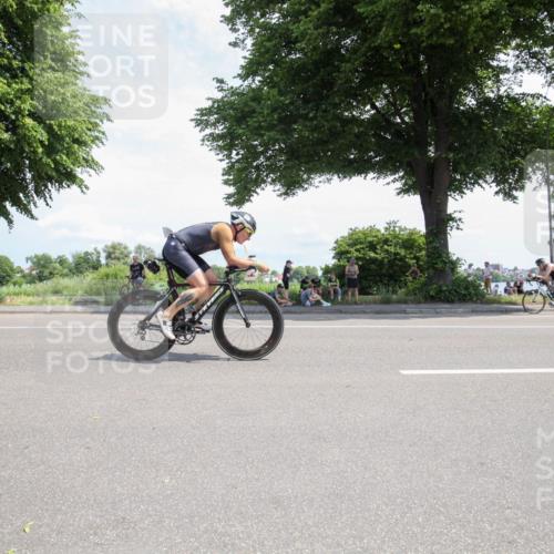 15.06.2025 - 7 Türme Triathlon Yannick Fuchs http://msf.ph/oto/7987383 15.06.2025 12:45:50 Radfahren 236, 291, 318 meine-sportfotos.de