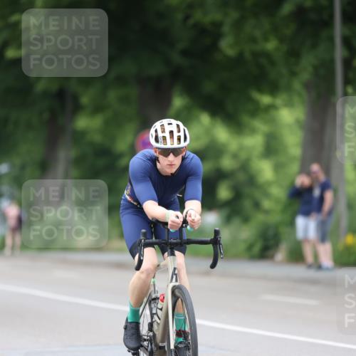 15.06.2025 - 7 Türme Triathlon Yannick Fuchs http://msf.ph/oto/7987392 15.06.2025 11:42:37 Radfahren 204, 209, 278 meine-sportfotos.de