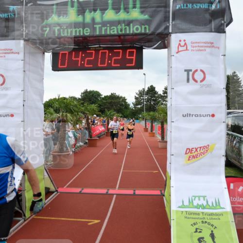 15.06.2025 - 7 Türme Triathlon Michael Strokosch http://msf.ph/oto/7987393 15.06.2025 14:20:29 Ziel 435, 515, 680, 750, 756, 796, 858, 891, 1041, 1174 meine-sportfotos.de