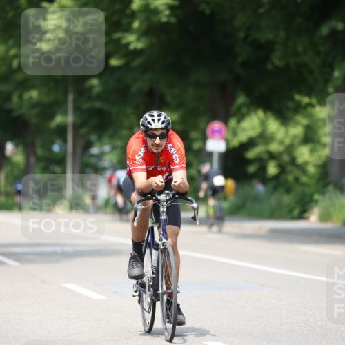15.06.2025 - 7 Türme Triathlon Yannick Fuchs http://msf.ph/oto/7987394 15.06.2025 12:58:35 Radfahren 367, 386, 440, 460, 506, 585, 592, 606, 762, 865, 950 meine-sportfotos.de