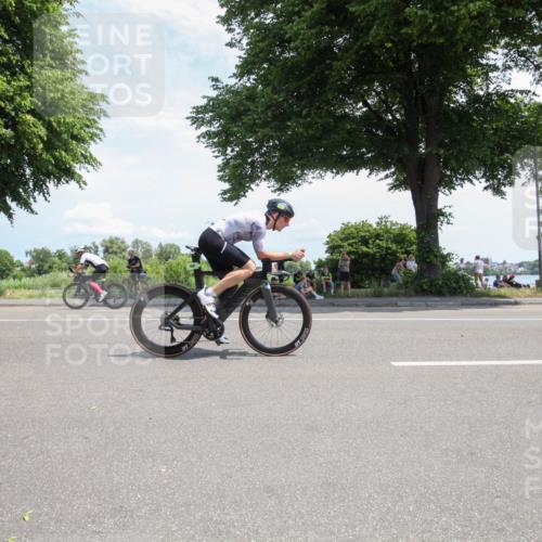 15.06.2025 - 7 Türme Triathlon Yannick Fuchs http://msf.ph/oto/7987450 15.06.2025 12:46:35 Radfahren 240, 317, 605, 609 meine-sportfotos.de