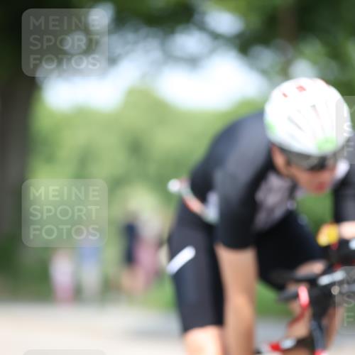 15.06.2025 - 7 Türme Triathlon Yannick Fuchs http://msf.ph/oto/7987480 15.06.2025 12:58:38 Radfahren 440, 460, 506, 531, 592, 606, 680, 740, 865, 950 meine-sportfotos.de