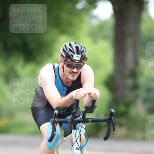 15.06.2025 - 7 Türme Triathlon Yannick Fuchs http://msf.ph/oto/7987517 15.06.2025 11:42:40 Radfahren 204, 209, 278, 341 meine-sportfotos.de