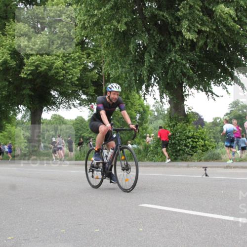 15.06.2025 - 7 Türme Triathlon Yannick Fuchs http://msf.ph/oto/7987525 15.06.2025 13:57:42 Radfahren  meine-sportfotos.de