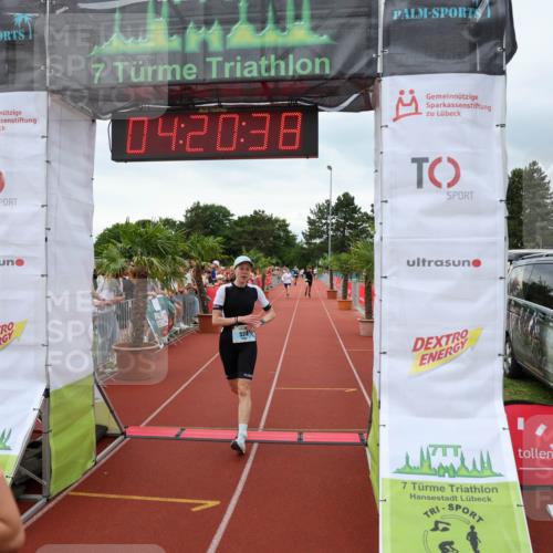 15.06.2025 - 7 Türme Triathlon Michael Strokosch http://msf.ph/oto/7987541 15.06.2025 14:20:37 Ziel 524, 796, 858, 1041, 1092 meine-sportfotos.de