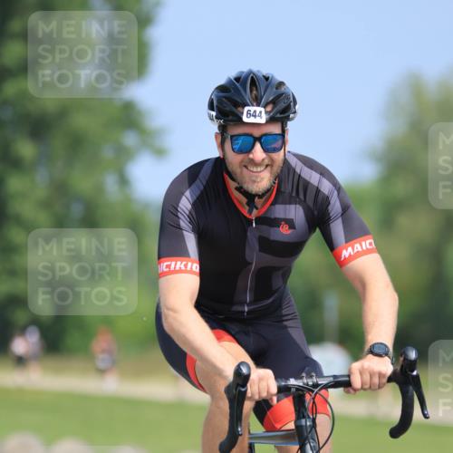 15.06.2025 - 27. Vierlanden-Triathlon H.Heesch http://msf.ph/oto/7987608 15.06.2025 11:38:10 Radfahren 644 meine-sportfotos.de