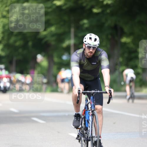 15.06.2025 - 7 Türme Triathlon Yannick Fuchs http://msf.ph/oto/7987642 15.06.2025 12:58:52 Radfahren 527, 665, 681, 701, 1182 meine-sportfotos.de