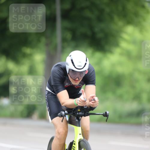 15.06.2025 - 7 Türme Triathlon Yannick Fuchs http://msf.ph/oto/7987702 15.06.2025 11:42:59 Radfahren 254, 283, 290, 317 meine-sportfotos.de
