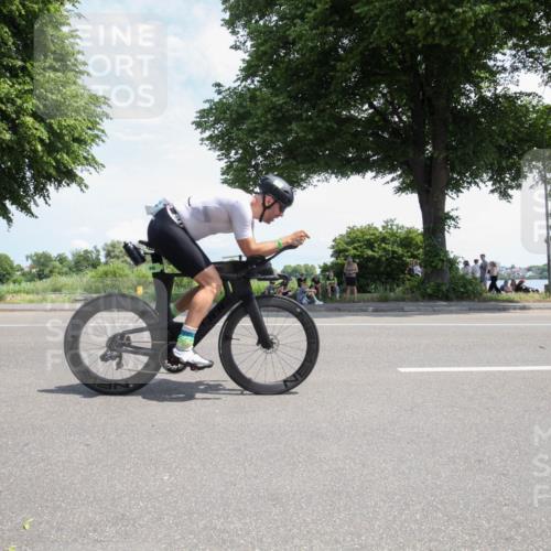 15.06.2025 - 7 Türme Triathlon Yannick Fuchs http://msf.ph/oto/7987760 15.06.2025 12:49:00 Radfahren 202, 262, 445, 633 meine-sportfotos.de