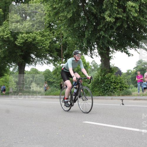 15.06.2025 - 7 Türme Triathlon Yannick Fuchs http://msf.ph/oto/7987770 15.06.2025 14:00:46 Radfahren  meine-sportfotos.de