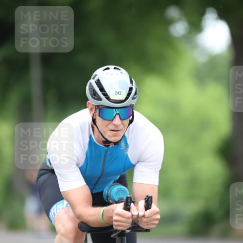 15.06.2025 - 7 Türme Triathlon Yannick Fuchs http://msf.ph/oto/7987880 15.06.2025 11:43:30 Radfahren 242, 311 meine-sportfotos.de