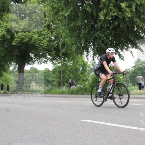 15.06.2025 - 7 Türme Triathlon Yannick Fuchs http://msf.ph/oto/7987930 15.06.2025 14:04:27 Radfahren  meine-sportfotos.de
