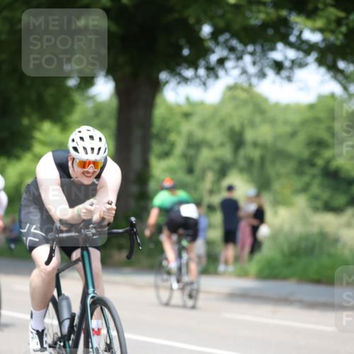 15.06.2025 - 7 Türme Triathlon Yannick Fuchs http://msf.ph/oto/7987955 15.06.2025 12:59:22 Radfahren 237, 298, 467, 745, 763, 1075 meine-sportfotos.de