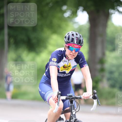 15.06.2025 - 7 Türme Triathlon Yannick Fuchs http://msf.ph/oto/7987990 15.06.2025 11:43:50 Radfahren 225, 240, 287, 302 meine-sportfotos.de