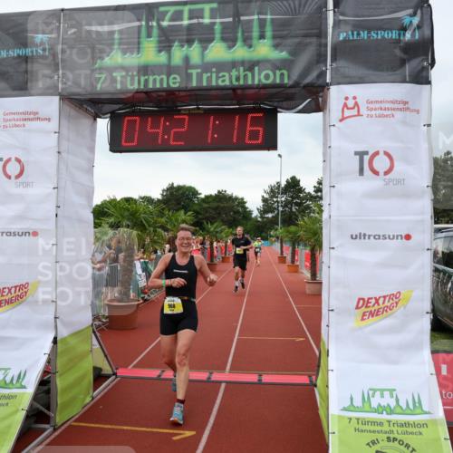 15.06.2025 - 7 Türme Triathlon Michael Strokosch http://msf.ph/oto/7987993 15.06.2025 14:21:16 Ziel 960, 1051 meine-sportfotos.de