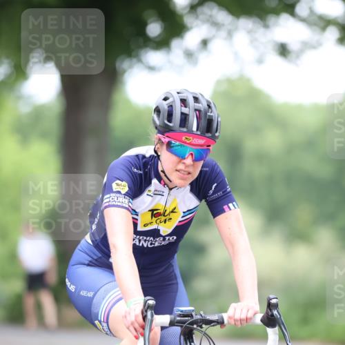 15.06.2025 - 7 Türme Triathlon Yannick Fuchs http://msf.ph/oto/7987998 15.06.2025 11:43:51 Radfahren 225, 240, 287, 302 meine-sportfotos.de