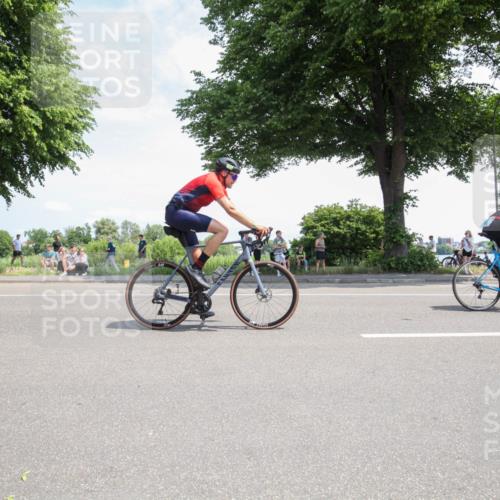 15.06.2025 - 7 Türme Triathlon Yannick Fuchs http://msf.ph/oto/7988018 15.06.2025 12:50:57 Radfahren 208, 225, 308, 435, 610, 616, 638 meine-sportfotos.de