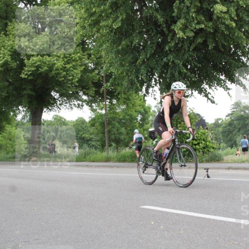 15.06.2025 - 7 Türme Triathlon Yannick Fuchs http://msf.ph/oto/7988019 15.06.2025 14:11:21 Radfahren  meine-sportfotos.de