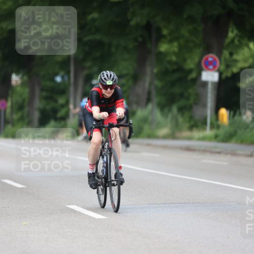 15.06.2025 - 7 Türme Triathlon Yannick Fuchs http://msf.ph/oto/7988040 15.06.2025 11:44:03 Radfahren 232, 233, 236 meine-sportfotos.de