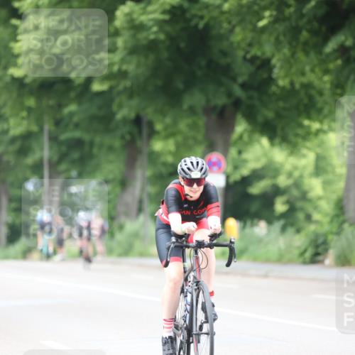 15.06.2025 - 7 Türme Triathlon Yannick Fuchs http://msf.ph/oto/7988067 15.06.2025 11:44:04 Radfahren 232, 233, 236 meine-sportfotos.de