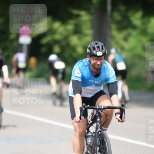 15.06.2025 - 7 Türme Triathlon Yannick Fuchs http://msf.ph/oto/7988110 15.06.2025 12:59:36 Radfahren 558, 663, 727, 792, 859 meine-sportfotos.de